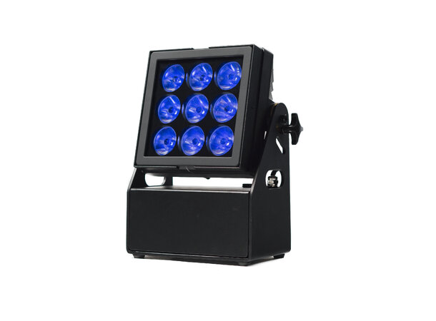 SnowBAT Pro Quad 9 - B-VARE 9x15W RGBL,Battery,W-DMX,True1,Oled,IP65 