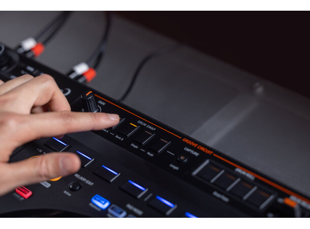 AlphaTheta DDJ-GRV6 4-channel performance DJ controller 