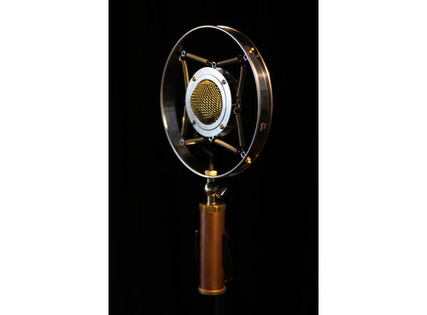 Ear Trumpet Labs Myrtle Microphone 