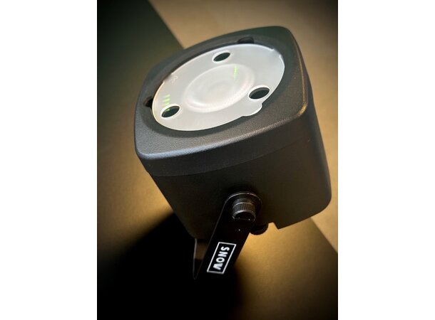 SnowBAT Pro Quad 1 1x15W RGBL,Battery,W-DMX, IP54/20 