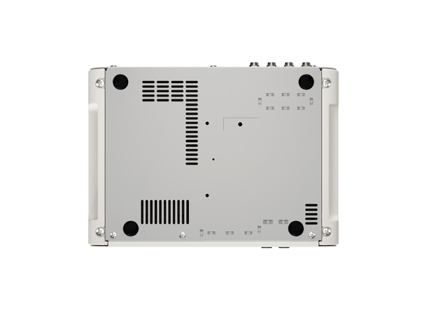 Yamaha URX44 USB-C lydkort 2 farger. 6-inn/4-ut 