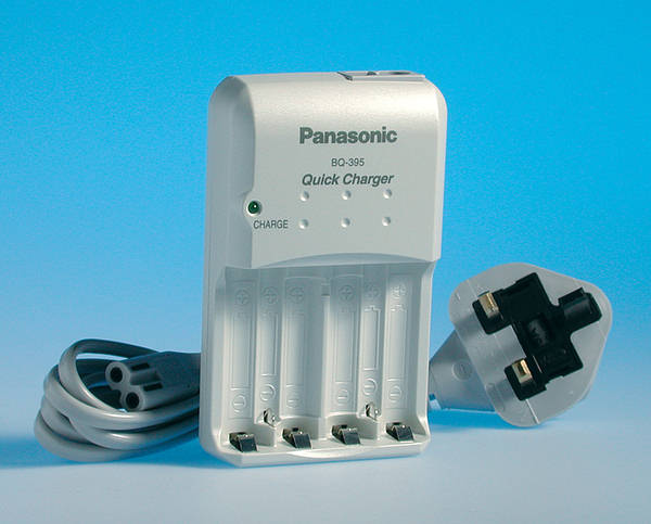 Panasonic Batterilader AA/AAA