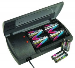 Panasonic Batterilader Universal